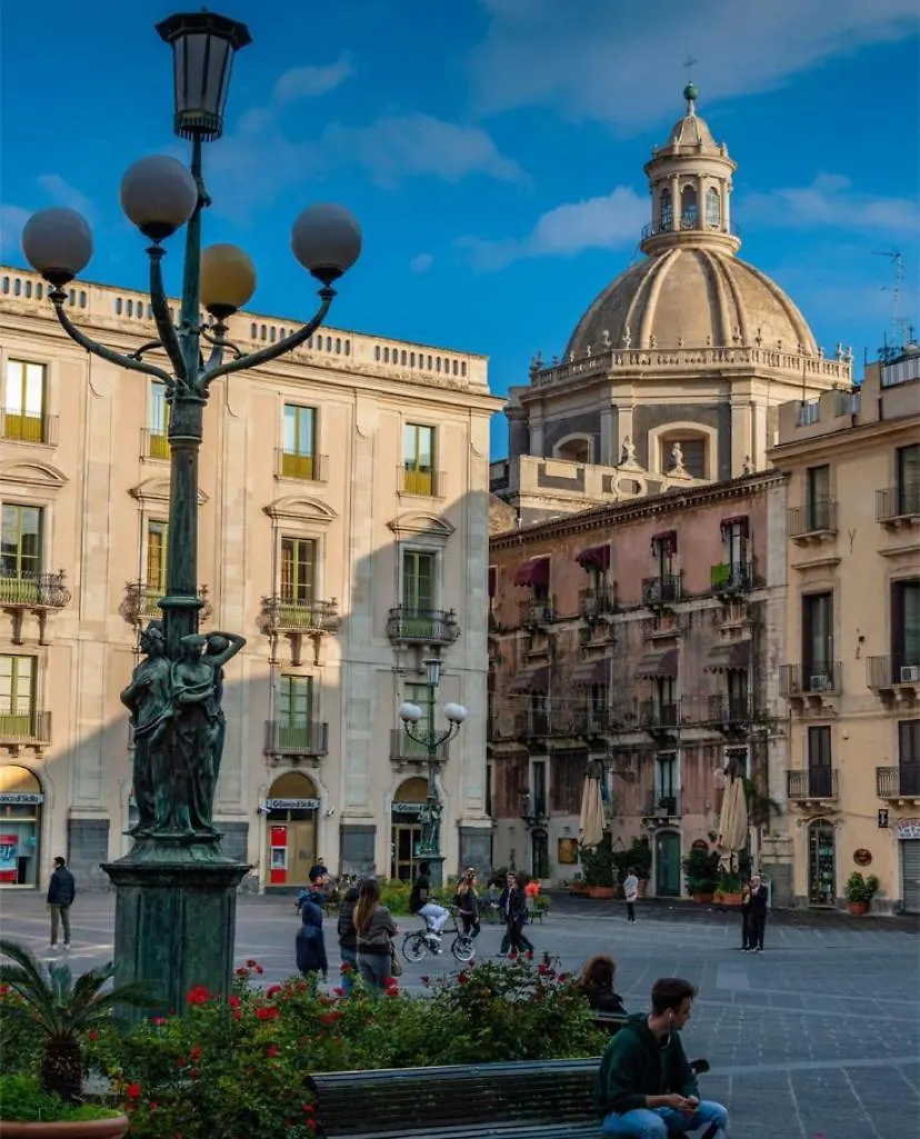 Apartamento Azalea House CTA Italia