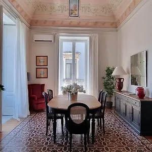 Apartamento La Renaissance, CTA